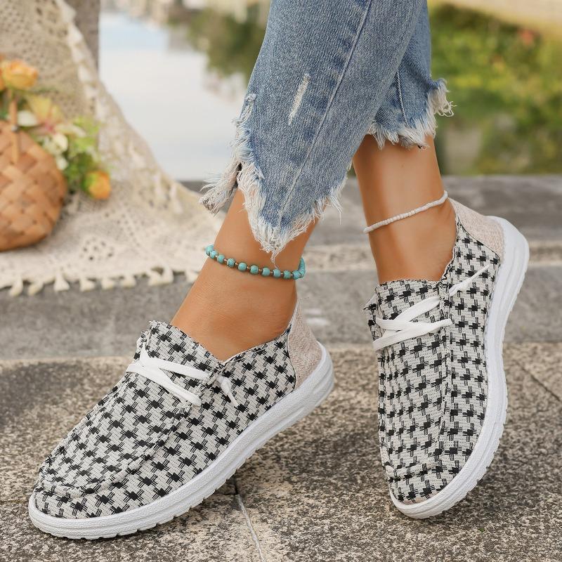 Women’s Plus-Size Lace-Up Low-Top Canvas Sneakers Casual Ethnic-Inspired Flats