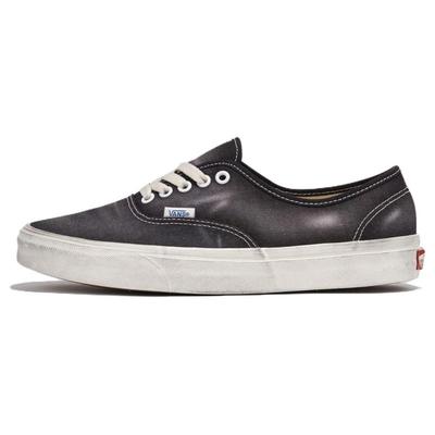 Authentic Wave 'Black White' Sneakers VN000BW5CJK