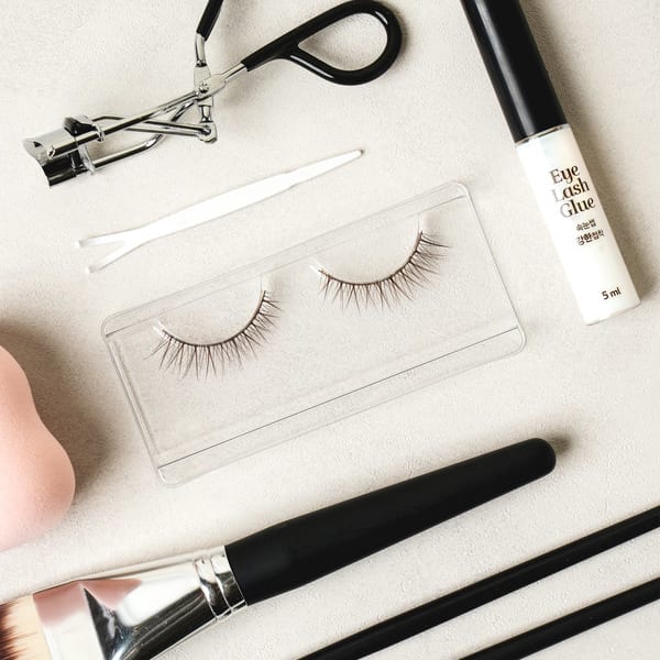 Volume Eyelashes #Focus Attention