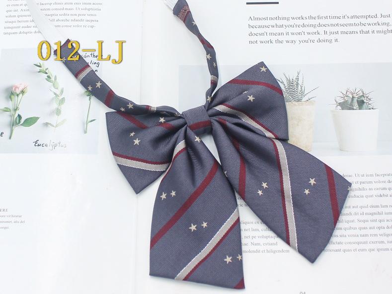 Plaid Flower Collar Bow Tie - Korean Fashion Harajuku Style for Women & Students.