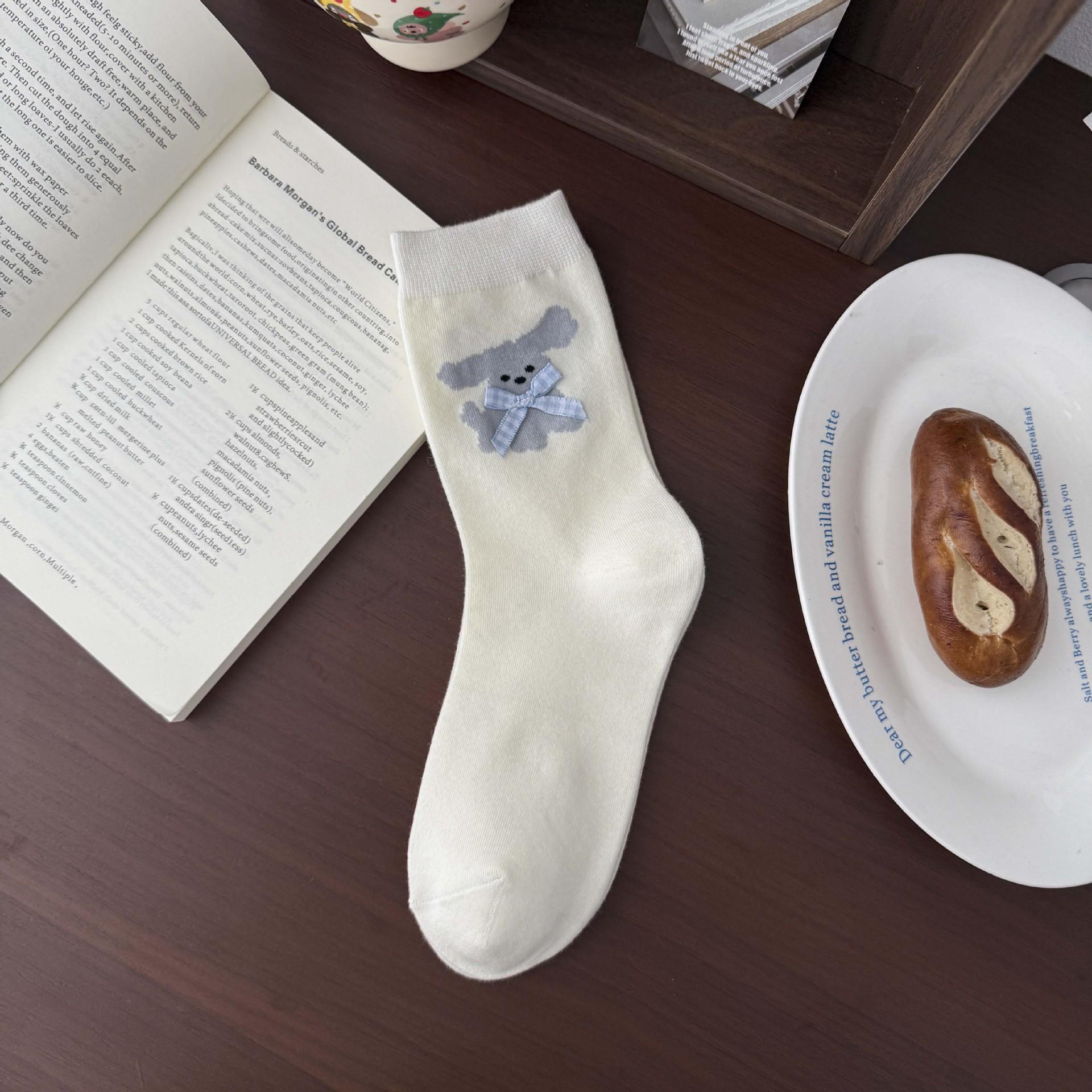

Korean Style Women s Cotton Mid-Calf Socks with Bow & Cartoon Puppy Design One Size