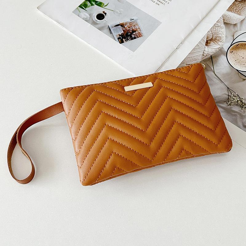

Новая модная женская сумка-клатч, простой клатч, трендовая декоративная сумка-конверт с длинной этикеткой, одна штука. коричневый