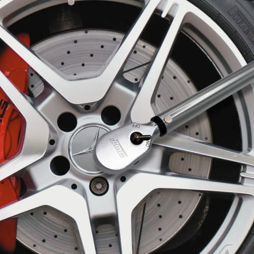 PWT Torque Wrench Set for Automotive Tire Change, 12.7mm (1/2 Inch) 90-Tooth Wheel Nut Deep Socket, 20-200Nm, Made In Taiwan