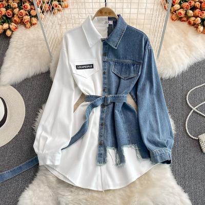 Herbst-Damen-Denim-Splicing-Revers-Hemd, tailliertes, unregelmäßiges mittellanges Hemd