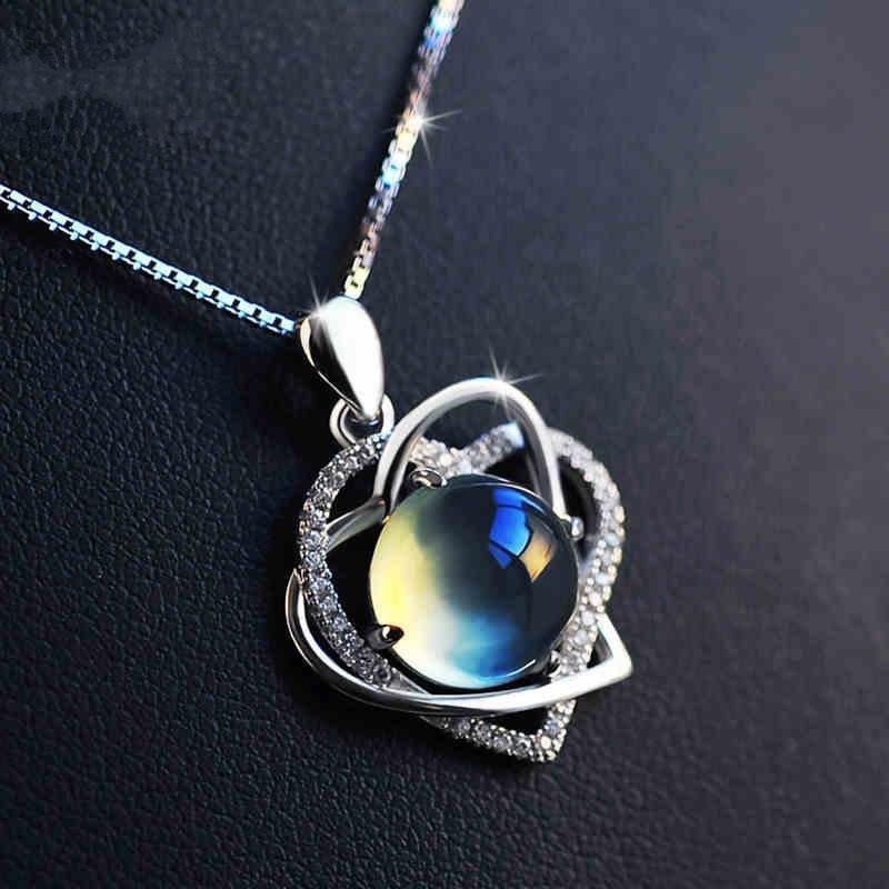 Women's Rose Quartz Clavicle Necklace - Japanese & Korean Fashion Pendant, Valentine's Day Gift