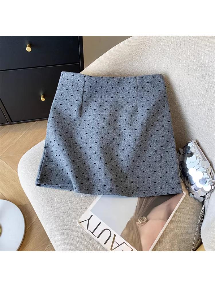 Woolen Retro Heart Polka Dot High-Waist Slim Skirt - 2025 Autumn/Winter Korean Style