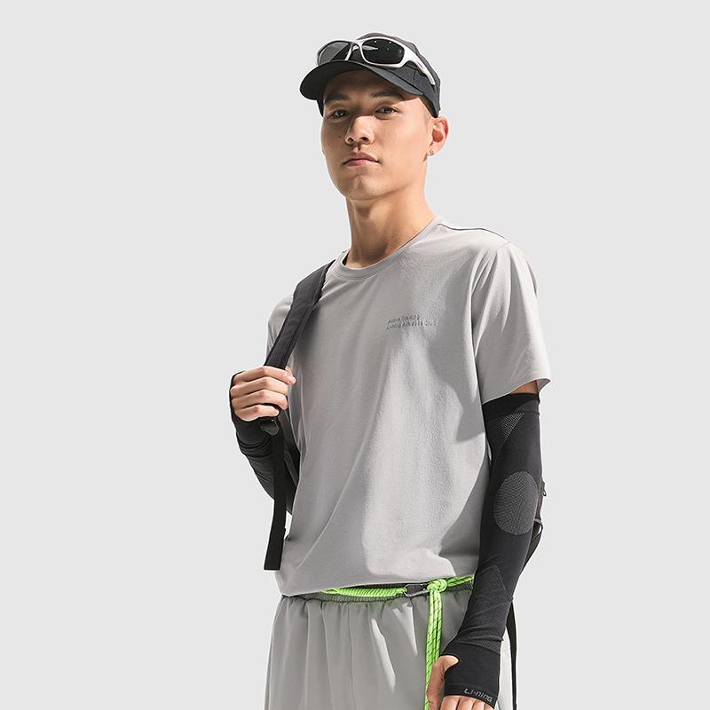 Li-Ning Cooling Tea T Quick-Dry Cool Casual Printed Letter Round Neck Sports Knit Short Sleeve T-Shirt Men tops Ultimate-Gray ATSU587-5