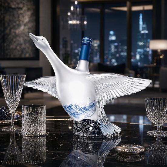 Goose Bird Shape Whiskey Decanter, 3D Glass Animal Liquor Bottle for Bar Display, 350ml Art Wine Dispenser for Home
