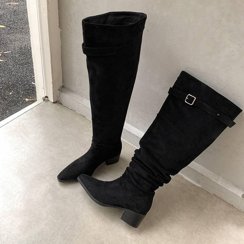 New women's leather boots large tube circumference stacking boots sleeve large size women's boots medium heel round head autumn and winter versatil