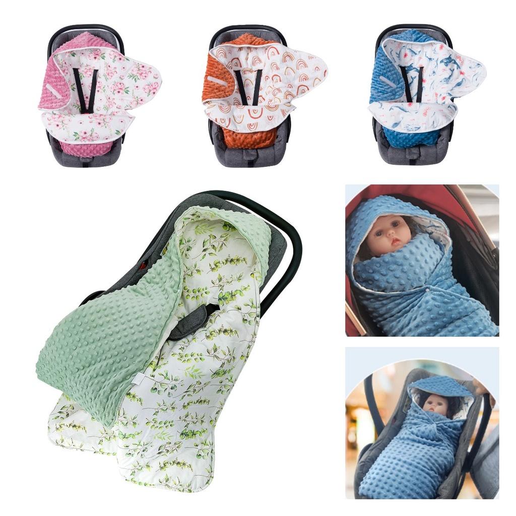 Hrubá a útulná deka pro novorozence, ideální na zimu a jaro