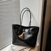 Stylish Large-capacity Tote Bag Women's New Simple and Versatile Shoulder Bag, High-end Commuter Armpit Bag