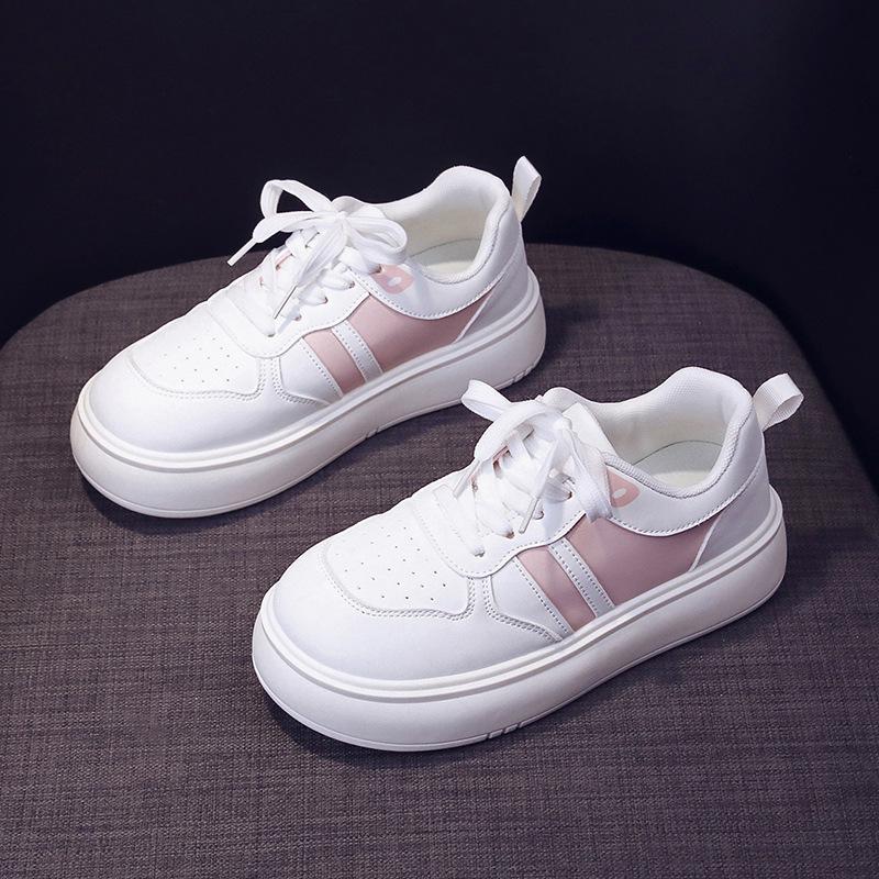 

Internet celebrity platform white shoes women 2025 spring and autumn new Korean version round head middle heel casual student lace-up board shoes 35 розовый