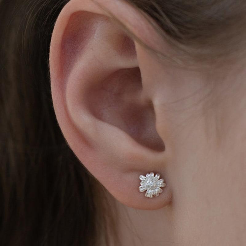 TATIANA (925 Silver) Daisy Dazzle Earrings EC3198