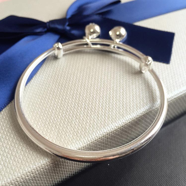 Japanese and Korean popular jewelry silver bell bracelet, smooth solid bracelet, fashionable and simple women's bracelet