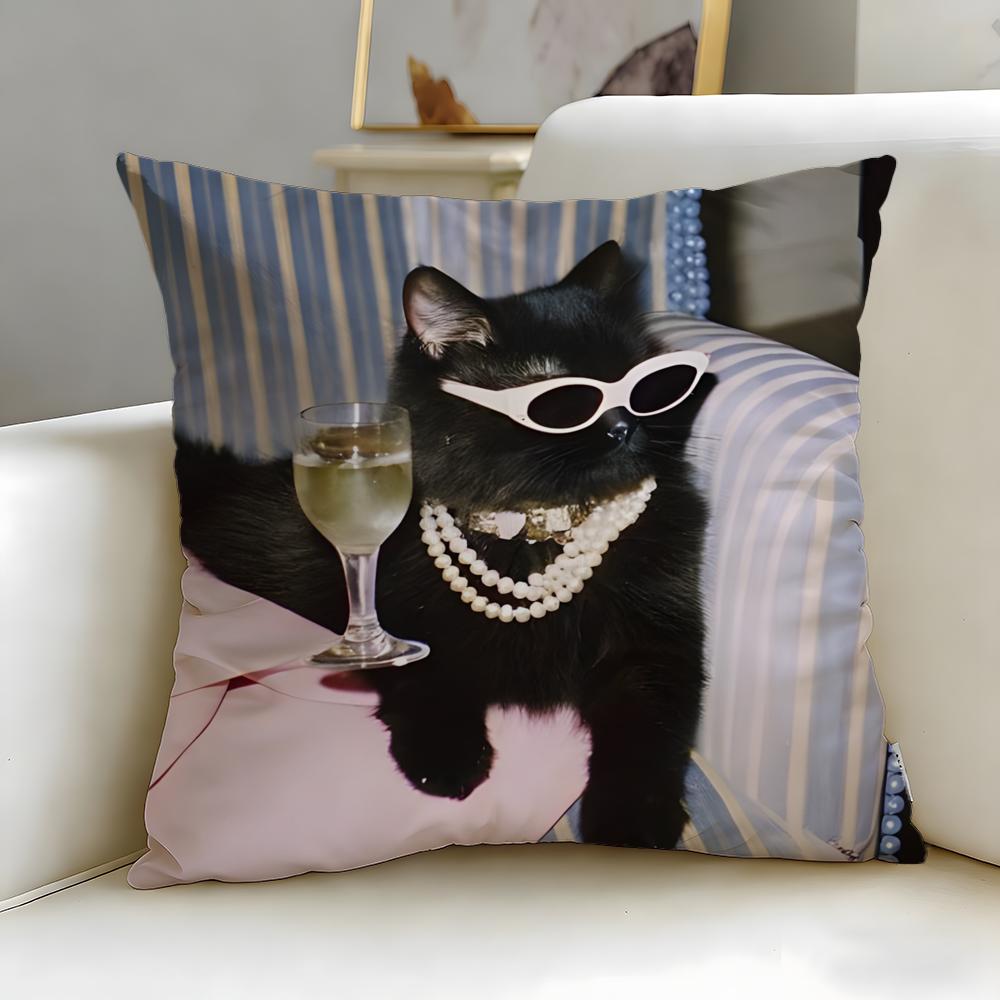 classic theme black cat Cushion Cover Soft & Easy-Wash Pillow Case – Versatile for Couch, Bed, Travel and Office