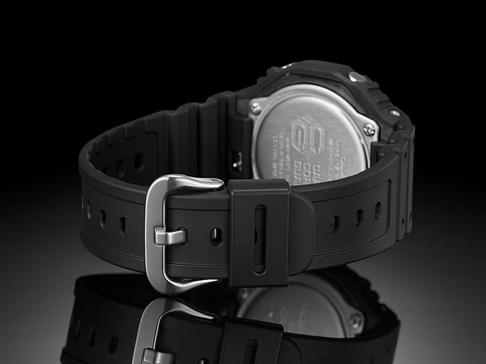Casio G-SHOCK Men's Resin 200M Water Resistant Analog Shock Resistant Quartz Watch GA-2100SU-1A