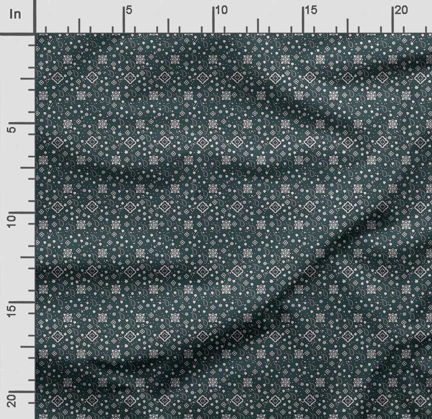 Soimoi Floral Print,  Cotton Cambric, Quilting Fabric Sold by The Yard 42 Inch Wide, Medium Weight Cotton Fabric, Sewing  Supplies,