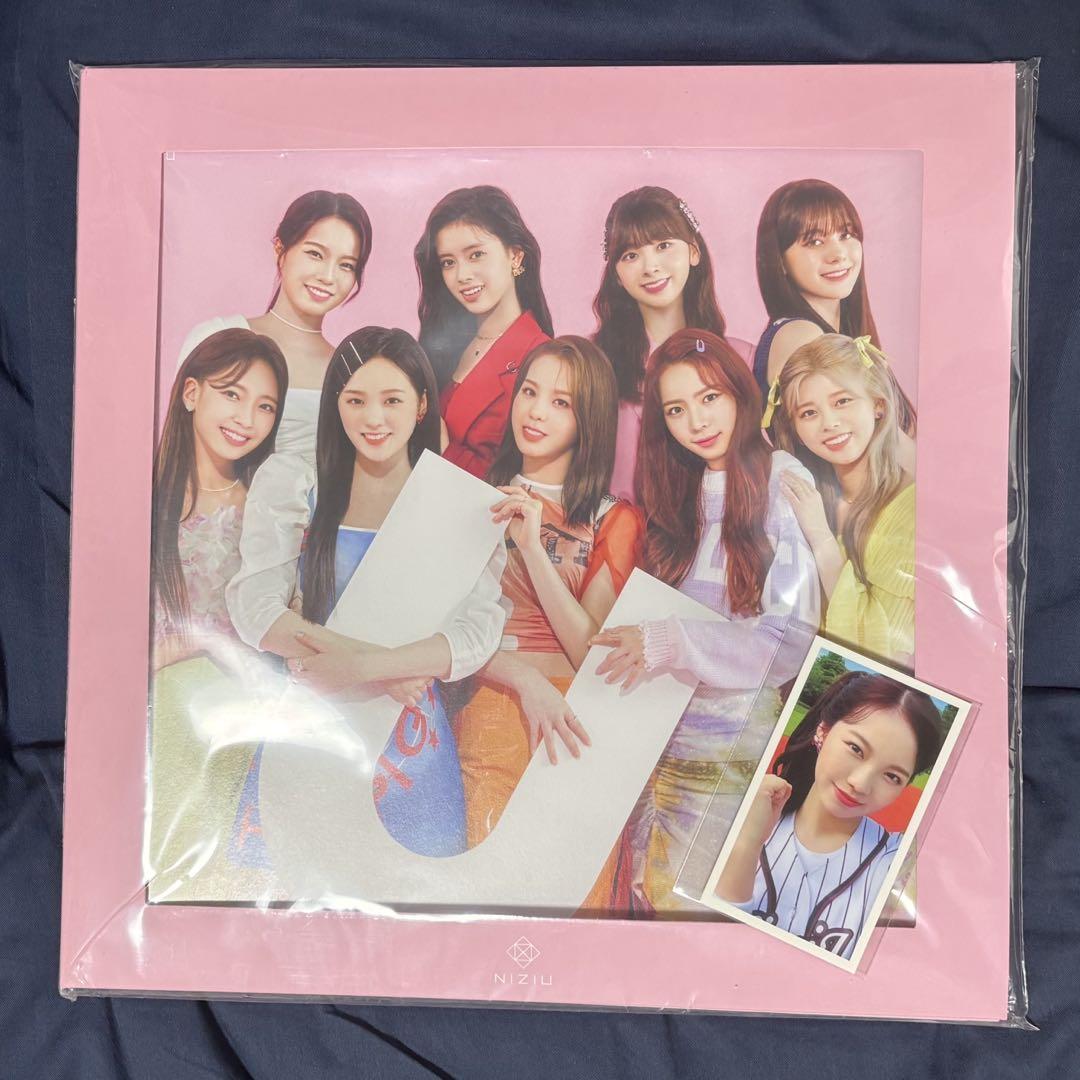 

[USED] NiziU 1st Album U WithU Ayaka