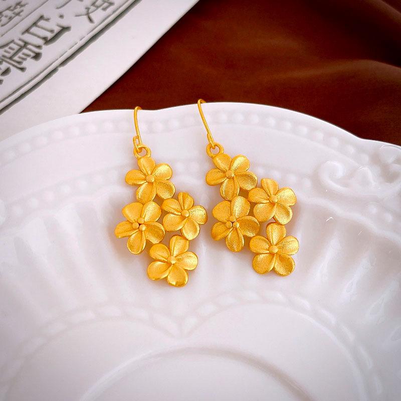 

Серьги-кисточки с металлическими цветами и бабочками класса люкс, преувеличенный дизайн, темпераментные серьги, нишевые серьги