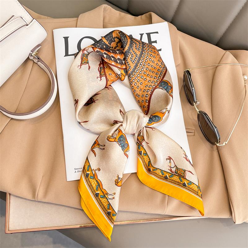 Luxury Brand Silk Satin Head Scarf For Women Animal Animal Kerchief Neck Scarfs 70cm Square Shawls and Wrpas Scarves For Ladies