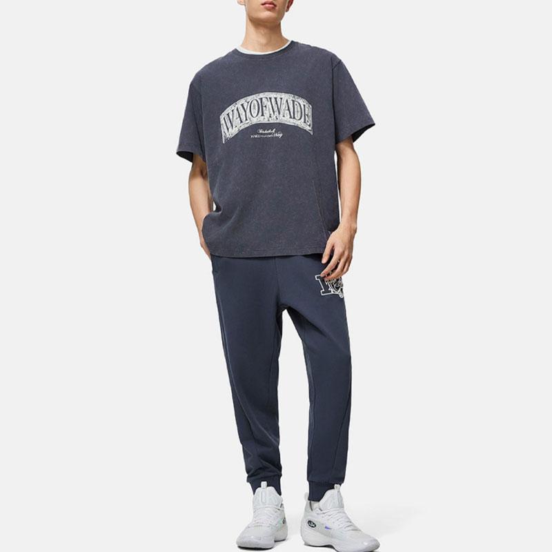 Li-Ning Wade Series Letter Print Casual Knit Drop Shoulder Short Sleeve T-Shirt Men Tops Cool-Black AHSU001-5