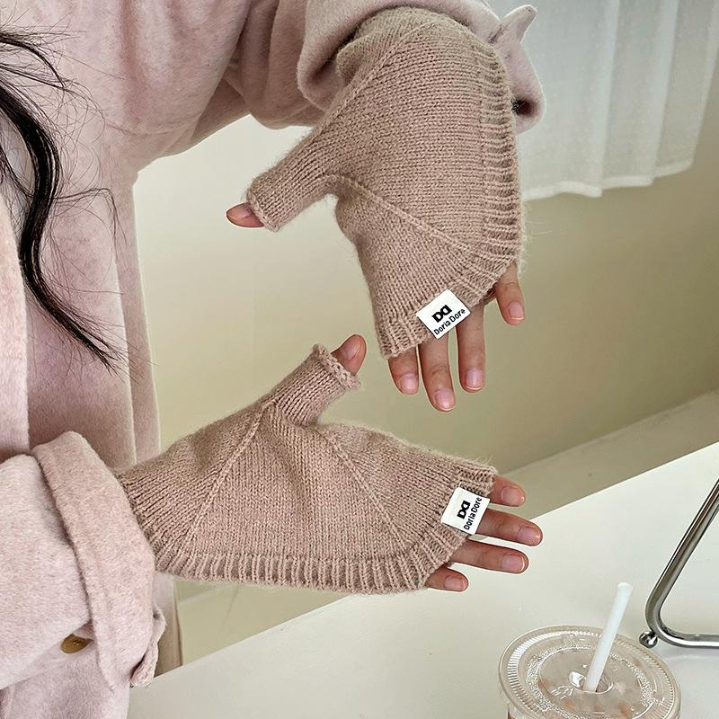 DX Winter Shell Half Knitted Gloves Female Cute Winter Dew Finger Half Finger Gloves Student Wool Warm Gloves Wholesale