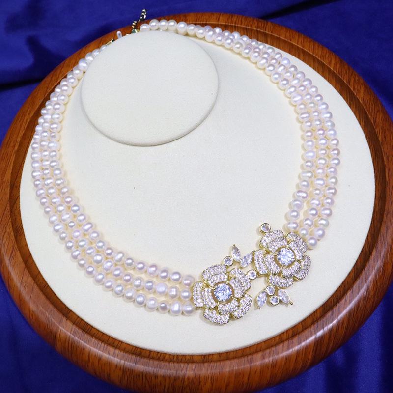 Elegant Zhuji Freshwater Pearl Necklace: 6-7mm Near-Round Pearls, Slight Imperfections, Good Luster, Simple, Versatile Choker for Women 6-7mm