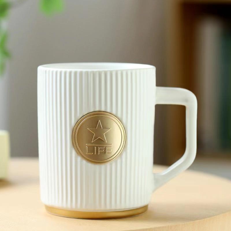 Xingba Style Coffee Cup Dark Green Striped Copper Seal Matte Red Black And White Ceramic Cup Water Cup Can Be Determined