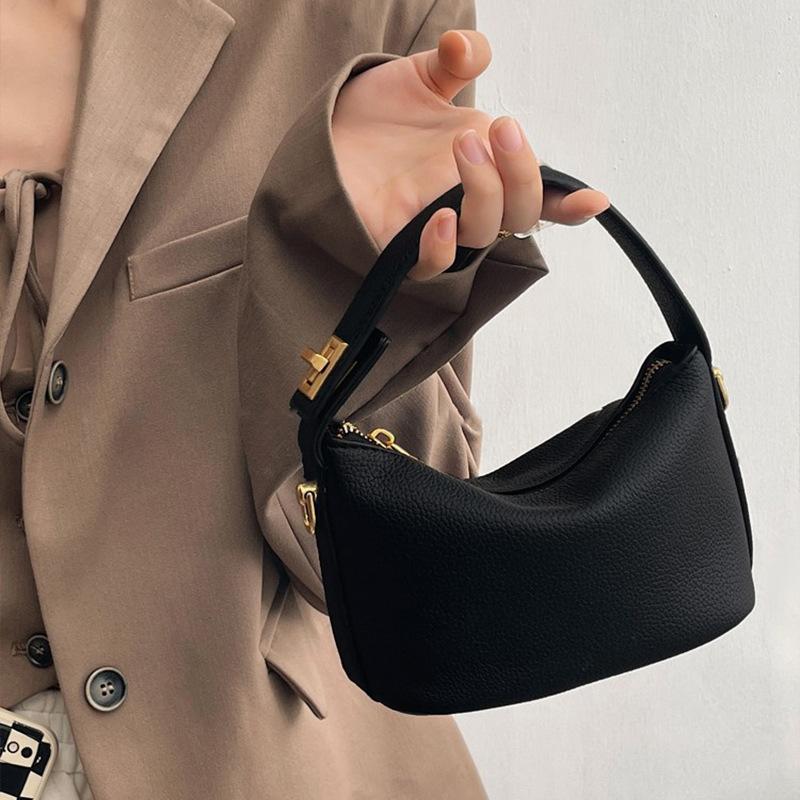 

New Women s Vintage Soft Leather Square Bag Cloud-Shaped Multi-Way Shoulder Crossbody Tote Adjustable Strap 19 12 10cm чорний