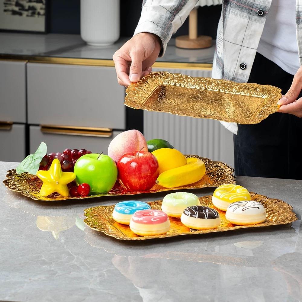 Rectangle-Carved Design Metal Cake Tray With Exquisite Plate Engraving Flower Golden Food Fruit Tray For Home Wedding Decoration