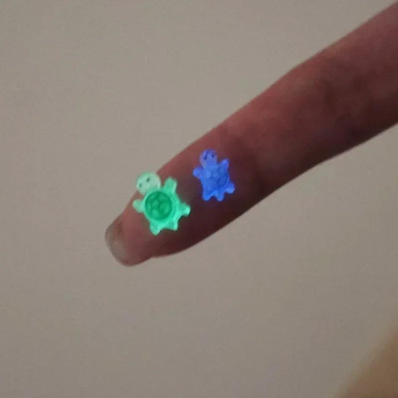 300pcs Cute Mini Resin Turtles Self-Luminous Turtle Miniatures Resin Tiny Turtles Nails DIY Accessories Creative Gifts Toys