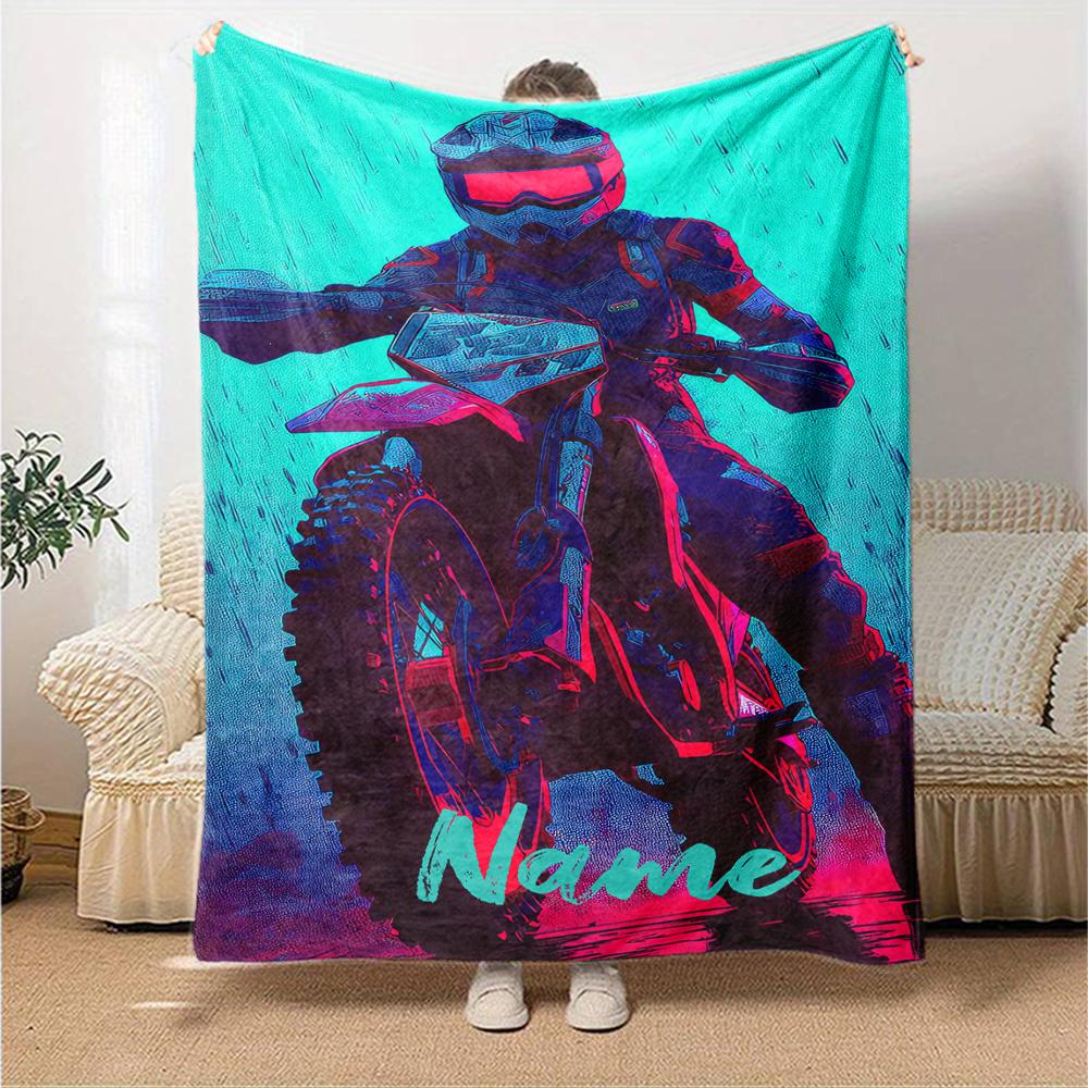 Coperta stampata a tema moto da fuoristrada con nome personalizzato - Perfetta per divano, letto, viaggi e uso all'aperto | Lavabile in lavatrice, accogliente e resistente.