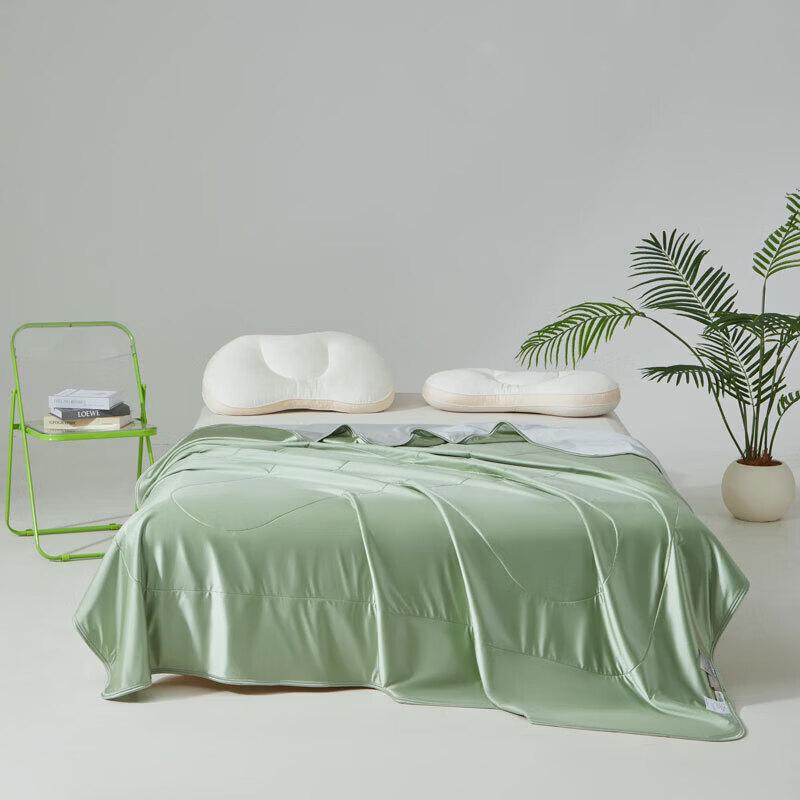 Belle Anna Cooling Summer Quilt