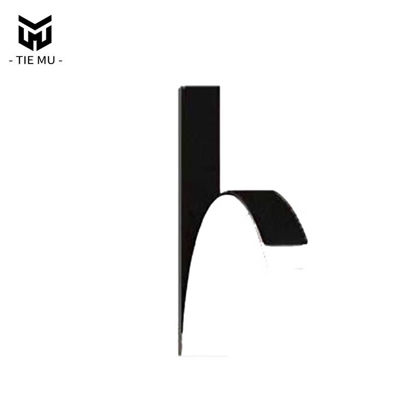 Wall-Mounted Boxing Target & Training Sandbag