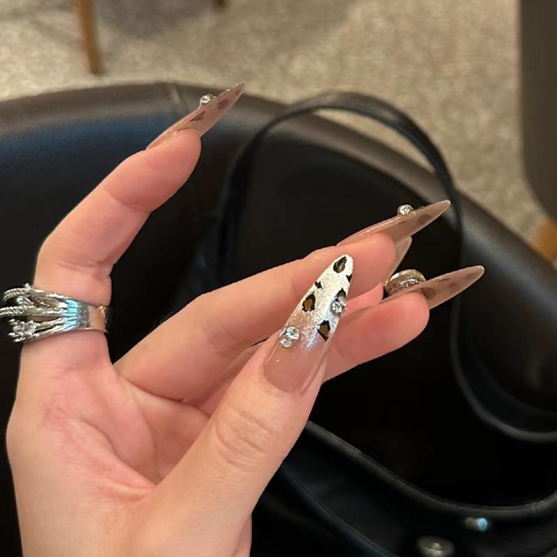 Xiaohongshu High-End Leopard Rhinestone Wearable Nail Art Stickers - Pre-Made Spicy Girl Style False Nail Strips
