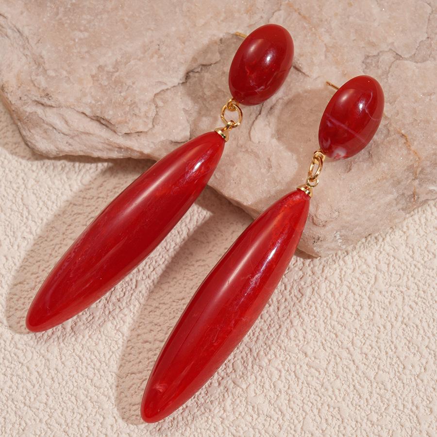 

Модные серьги-подвески для женщин красный