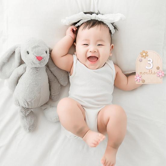 1 Set Baby Monthly Milestones Card Fine Workmanship Record Baby Growth Wooden Milestone Cards for Newborn