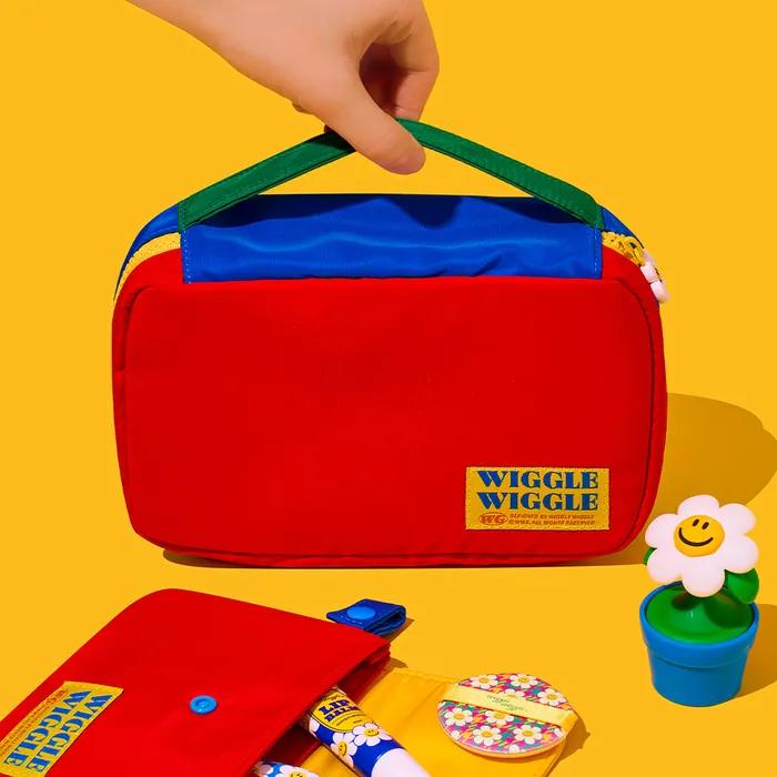 Makeup pouch
