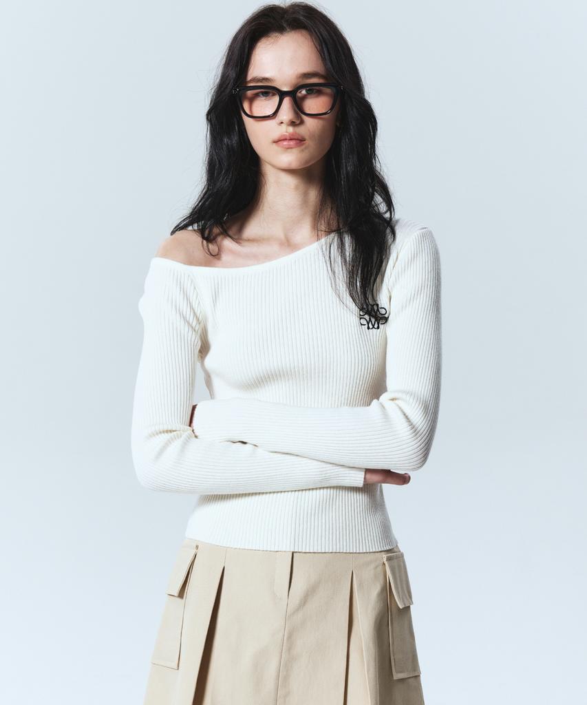 Nigaennikol Drape Off Shoulder Knit_Cream