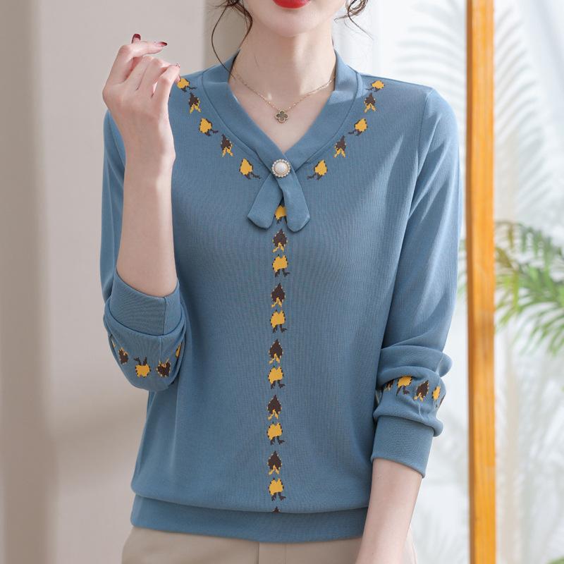 Middle Age Mom Spring Autumn V Neck Knit Top Women Elderly Casual Blouse Base Layer Shirt