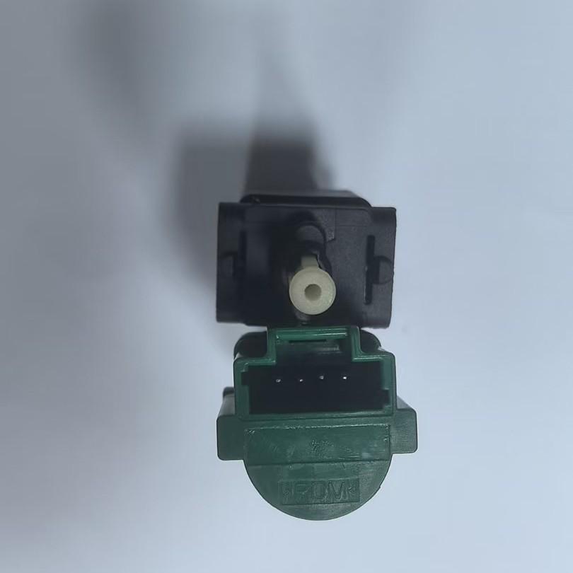 Peugeot 408 Brake Light Switch for Models 453470, 9804869480, 9670430580, 453471