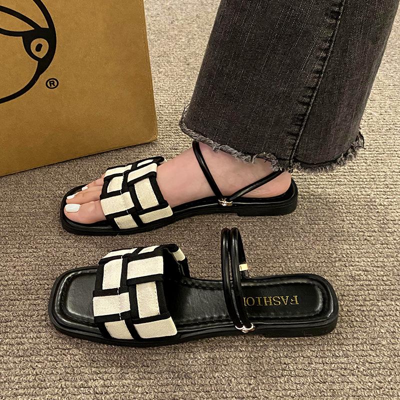 

Two sandals women s summer 2025 new temperament with skirt flat-bottomed cool slippers 40 бежевый