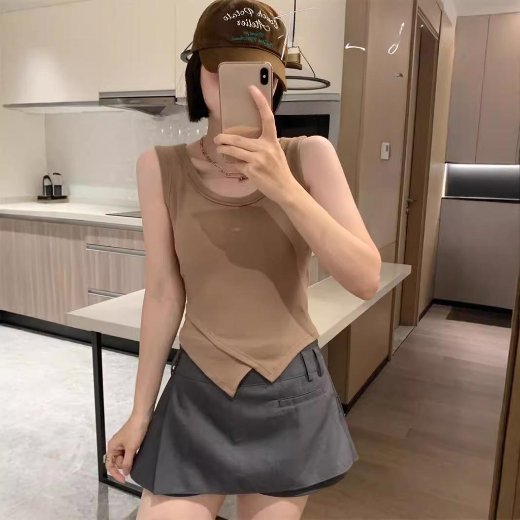 Early Autumn Irregular Hem Slimming Inside To Wear A Warm Vest with Halter Bottom Sleeveless Top