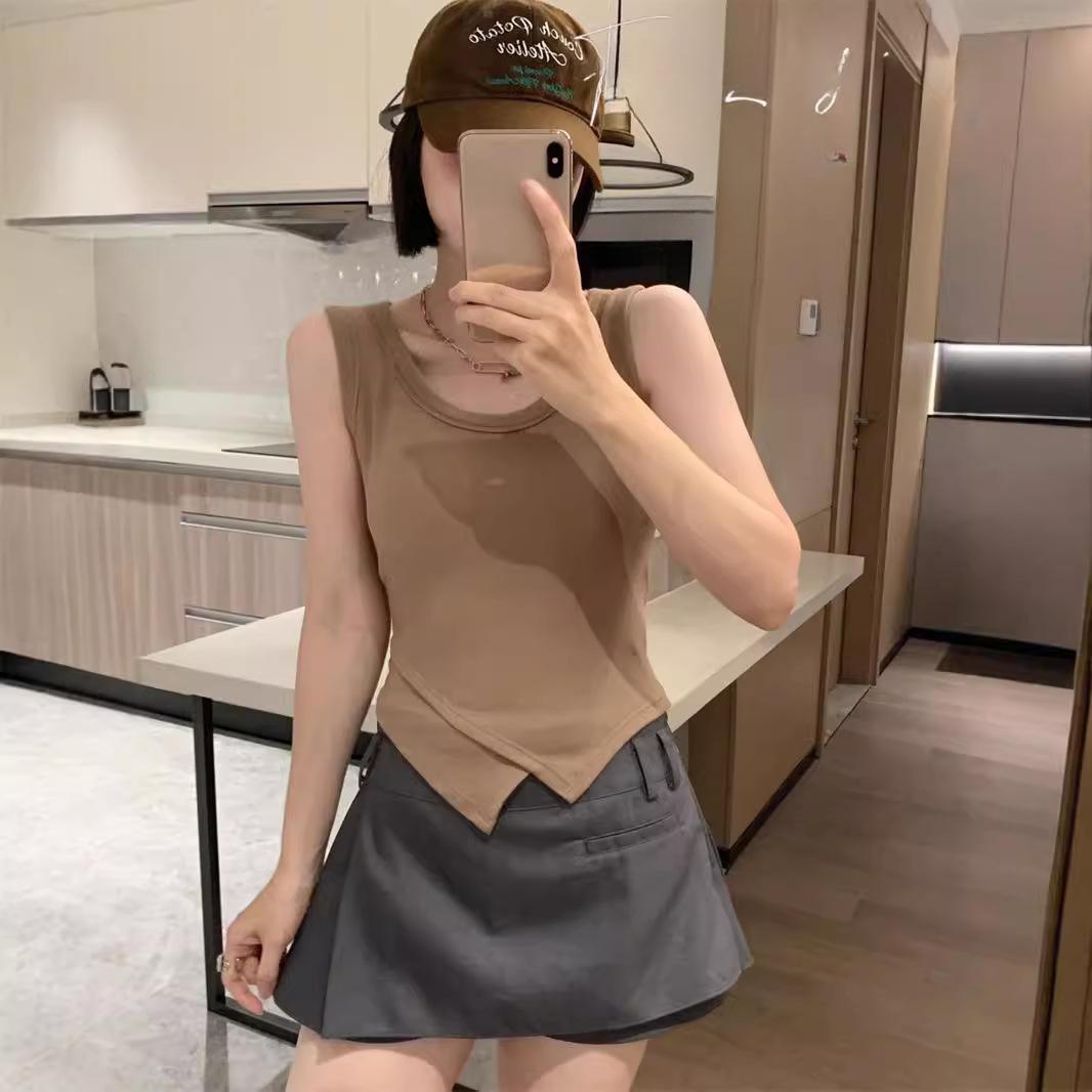 

Ранняя осень Неровный подол Утягивающий Внутри Для Ношения Теплый Жилет С Бретелькой Через Шею Топ Без Рукавов One size