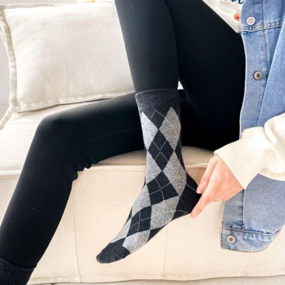 Knitting Plaid Socks College Style Middle Tube Socks Novelty Calf Socks  Outdoor