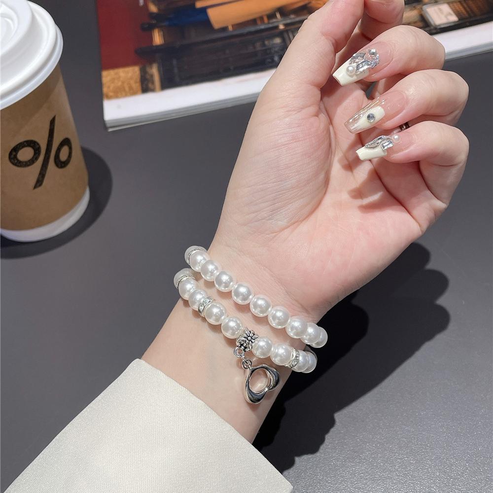 Luxury Pearl Band for Apple Watch Series Ultra 9 8 7 6 5 4 3 Se Watch Bracelet Pendant for IWatch Ultra/2 41 45mm 38mm 42mm 40mm 44mm 49mm Accessories