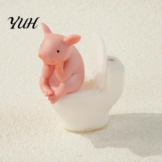 Exquisite Resin Crafts for Decor 2Pcs Meditation Pig And Frog Figurines, Funny Toilet Animal Ornament Desktop Miniature Bookshelf Decor, Humorous