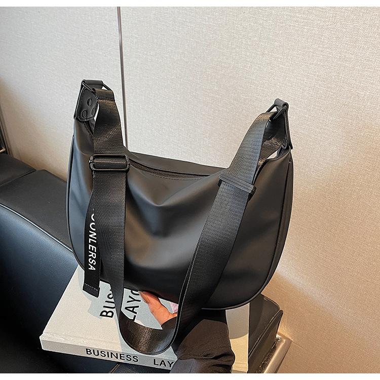 

Новый наплечный рюкзак-мессенджер для студентов колледжа, большой вместимости, для поездок на работу, универсальный, из нейлона, повседневный, для поездок на работу, сумка-пельмень