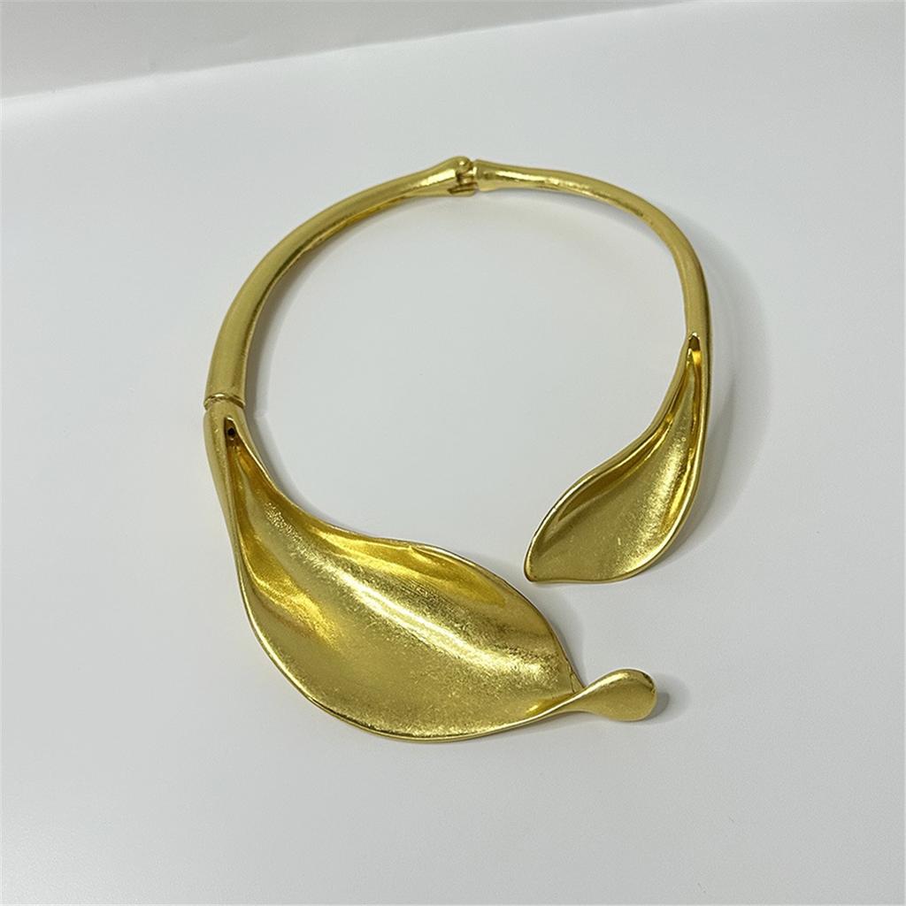 Tooxika Summer New Niche Personalised Gold Leafy Flower Collar Exaggerated Funky High Feeling Open Necklace