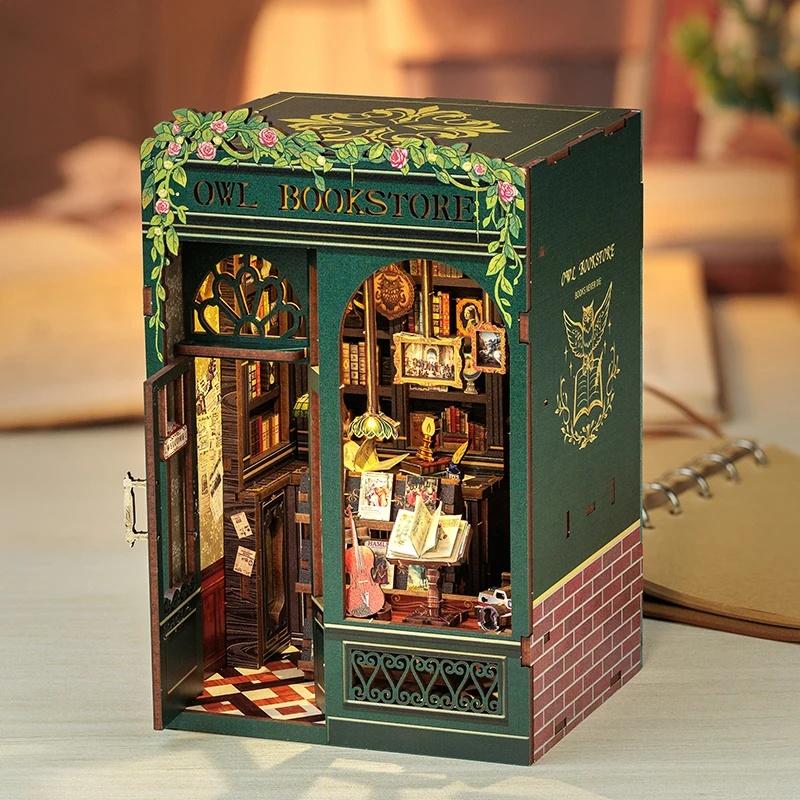 Owl Bookstore Handcrafted Creative Wooden Bookend Model - Miniature DIY House, Creative Gift, Home Decor Collectible Display